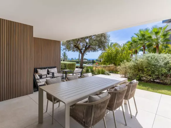 2-bedroom Apartment In Benahavis, Spain (105 M²)