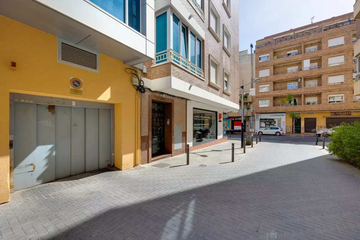 3-bedroom Apartment In Torrevieja, Spain (106 M²)