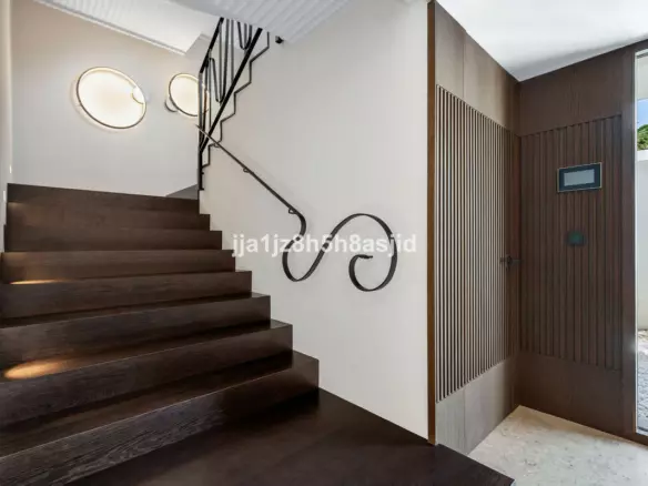 4-bedroom Villa In Marbella, Spain (519 M²)