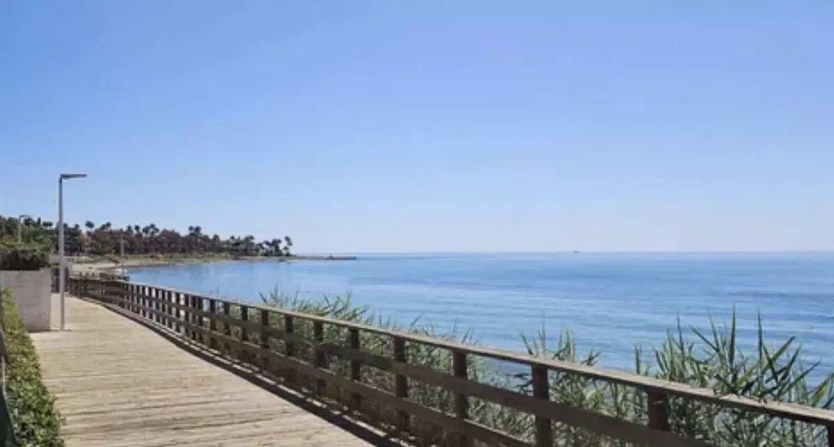 3-bedroom Town House In Estepona, Spain (120 M²)