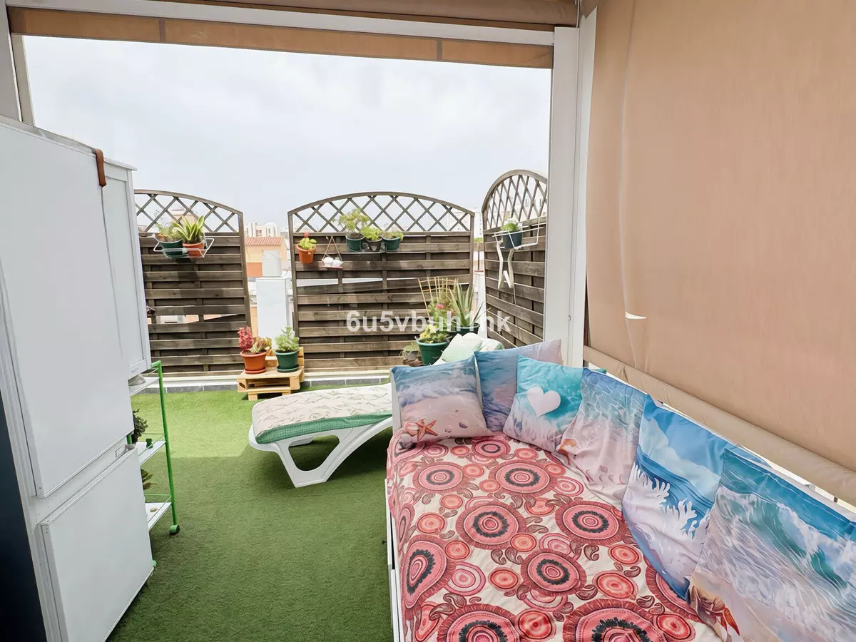 3-bedroom Town House In Málaga, Spain (121 M²)