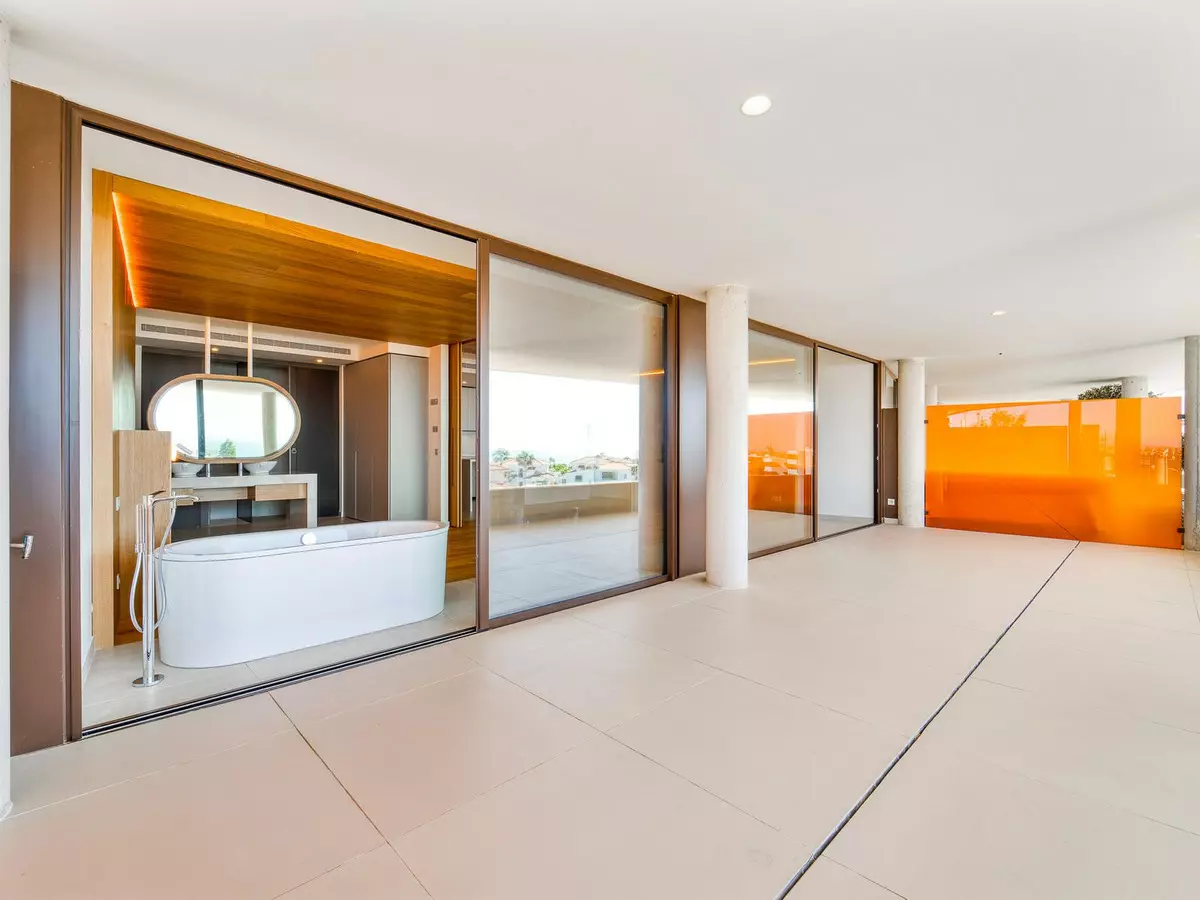 2-bedroom Apartment In Fuengirola, Spain (90 M²)