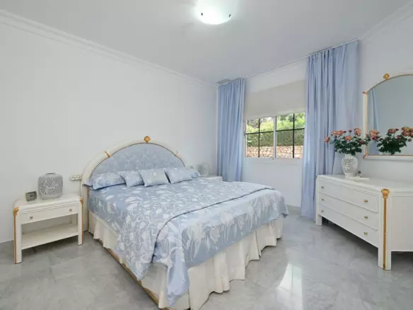 3-bedroom Apartment In Alhaurín El Grande, Spain (189 M²)