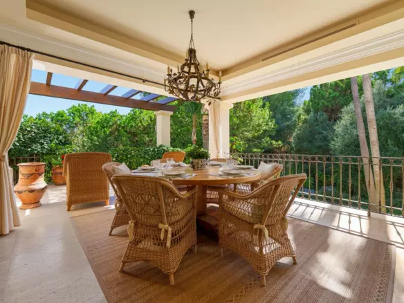 6-bedroom Villa In Marbella, Spain (712 M²)