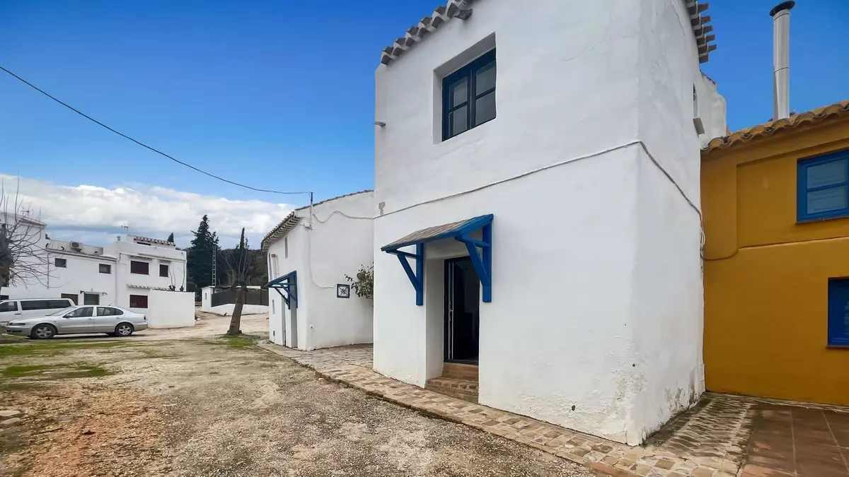 3-bedroom Town House In Villanueva Del Rosario, Spain (150 M²)