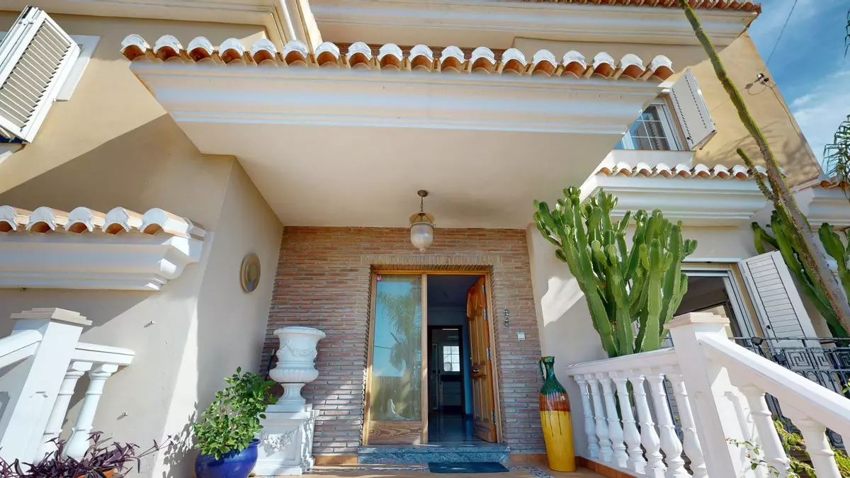 5-bedroom Villa In Vélez – Málaga, Spain (264 M²)