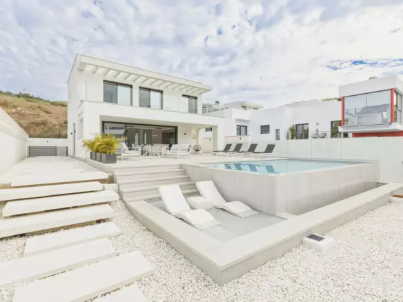 5-bedroom Villa In Mijas, Spain (420 M²)