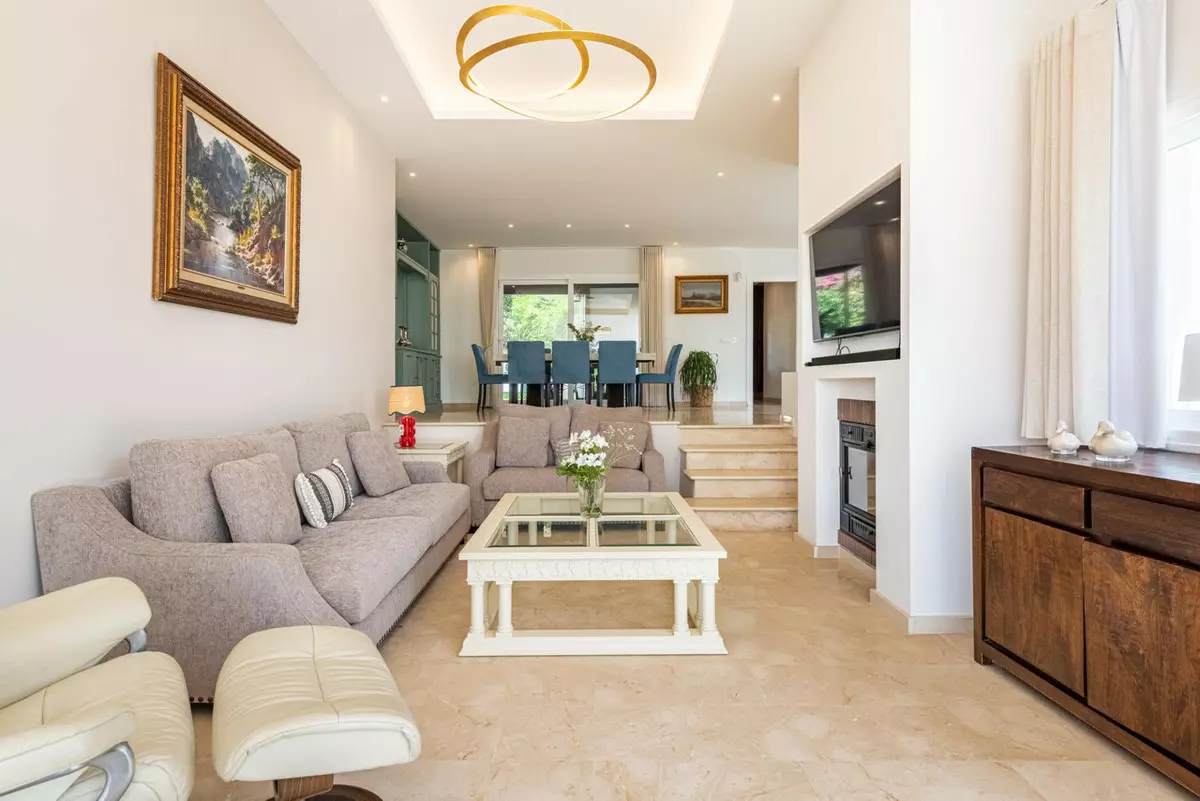 4-bedroom Villa In Mijas, Spain (380 M²)