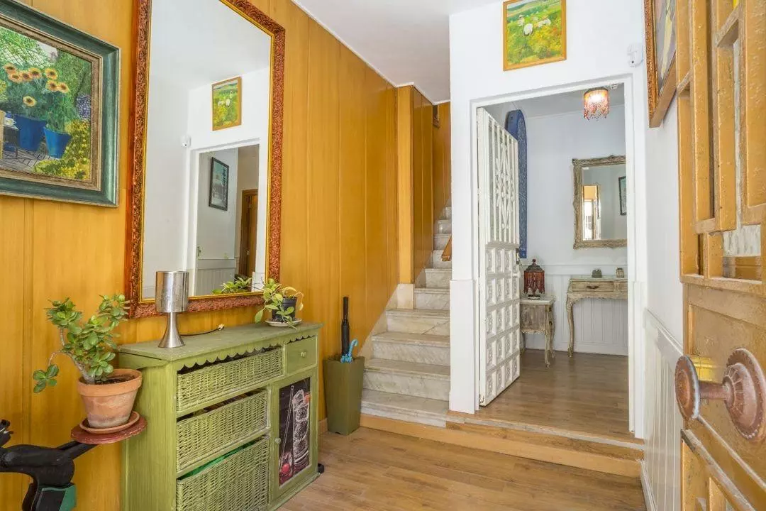 5-bedroom Apartment In Málaga, Spain (195 M²)