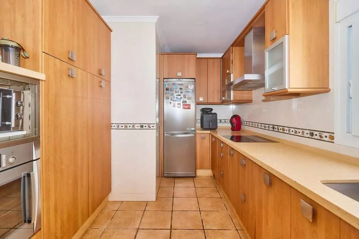 4-bedroom Town House In Fuengirola, Spain (145 M²)