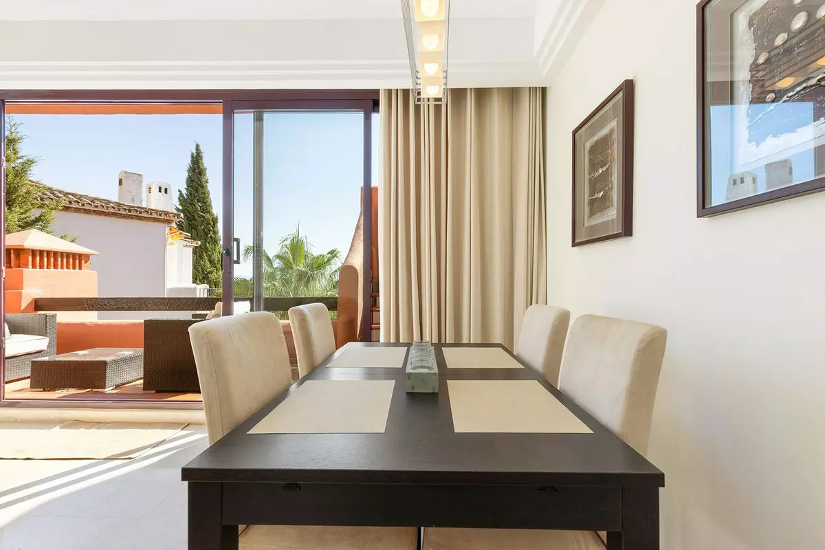 2-bedroom Apartment In Benahavis, Spain (102 M²)