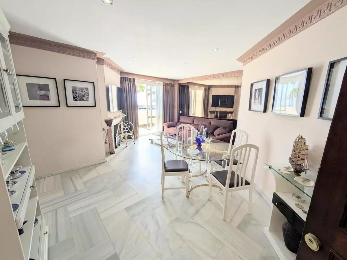 2-bedroom Apartment In Benalmádena, Spain (94 M²)