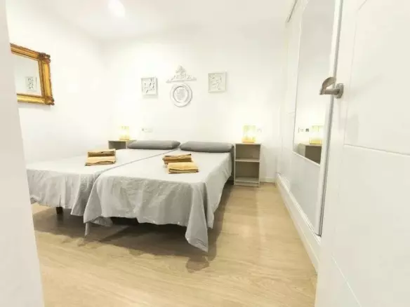 3-bedroom Apartment In Málaga, Spain (80 M²)