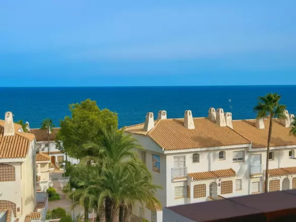 3-bedroom Town House In Orihuela, Spain (99 M²)