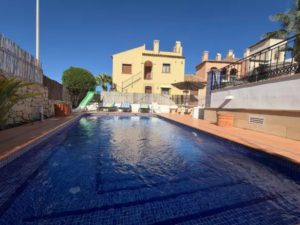 4-bedroom Villa In Algorfa, Spain (132 M²)