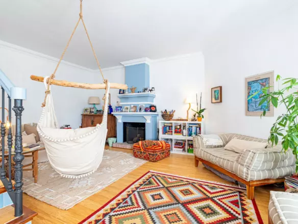 2-bedroom Town House In Benahavis, Spain (104 M²)