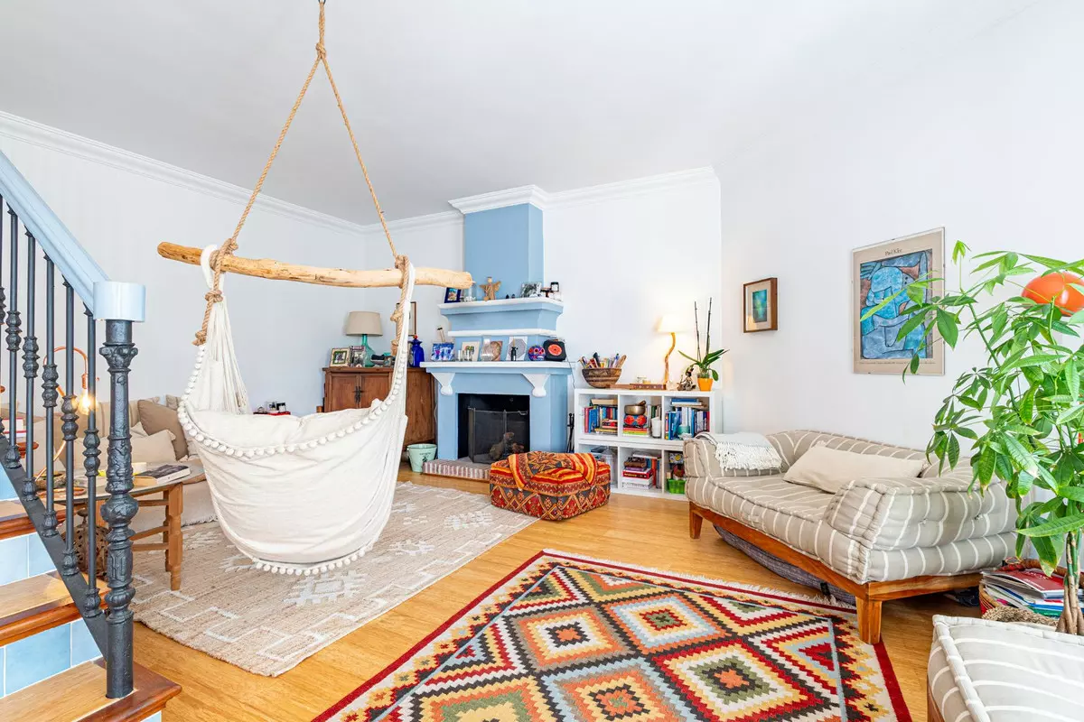 2-bedroom Town House In Benahavis, Spain (104 M²)