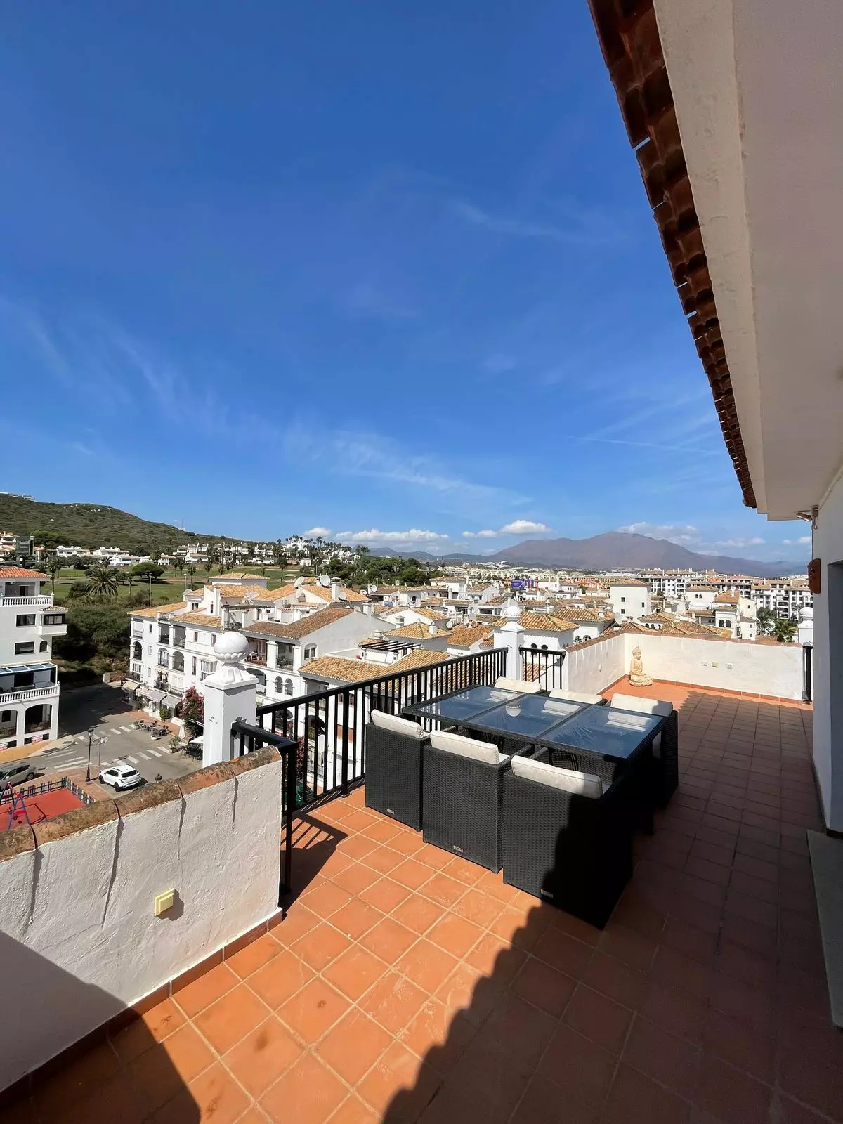 3-bedroom Apartment In Manilva, Spain (150 M²)