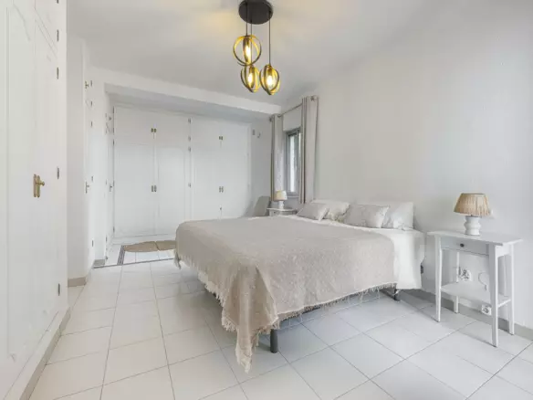 3-bedroom Villa In Fuengirola, Spain (228 M²)