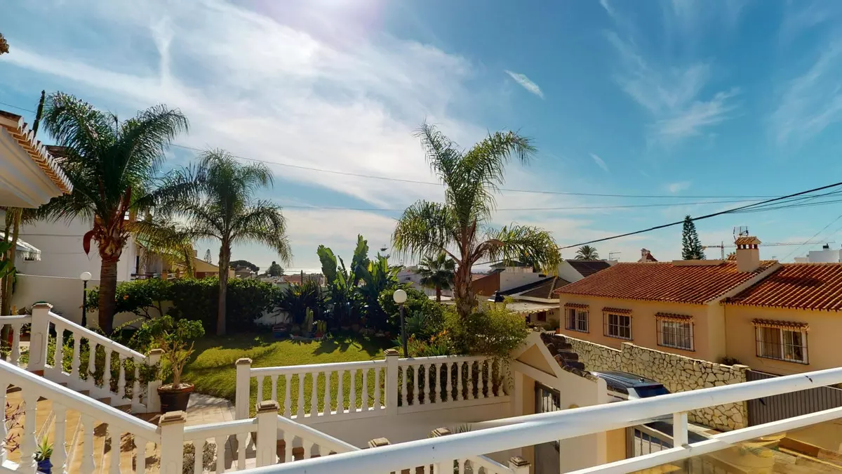 5-bedroom Villa In Vélez – Málaga, Spain (264 M²)