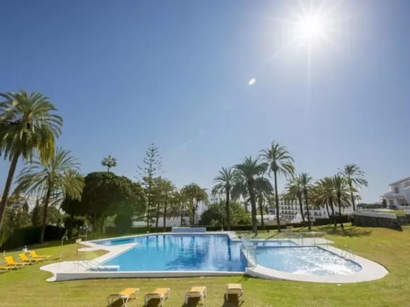2-bedroom Apartment In Marbella, Spain (95 M²)