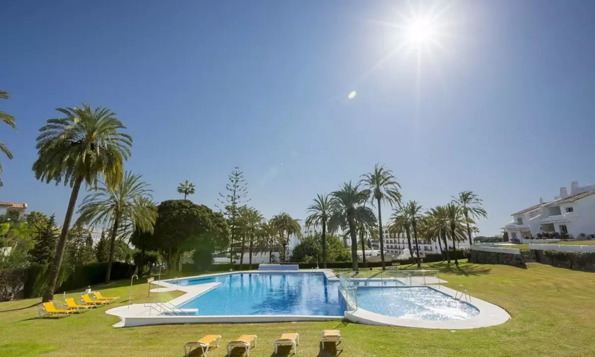 2-bedroom Apartment In Marbella, Spain (95 M²)