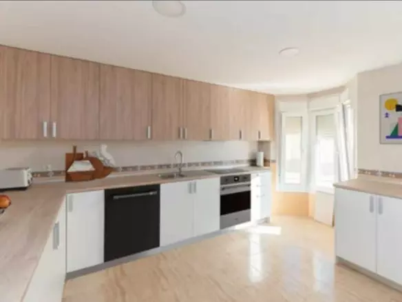 4-bedroom Town House In Málaga, Spain (212 M²)