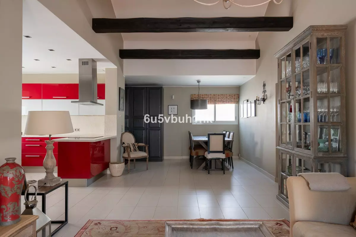 2-bedroom Apartment In Marbella, Spain (126 M²)