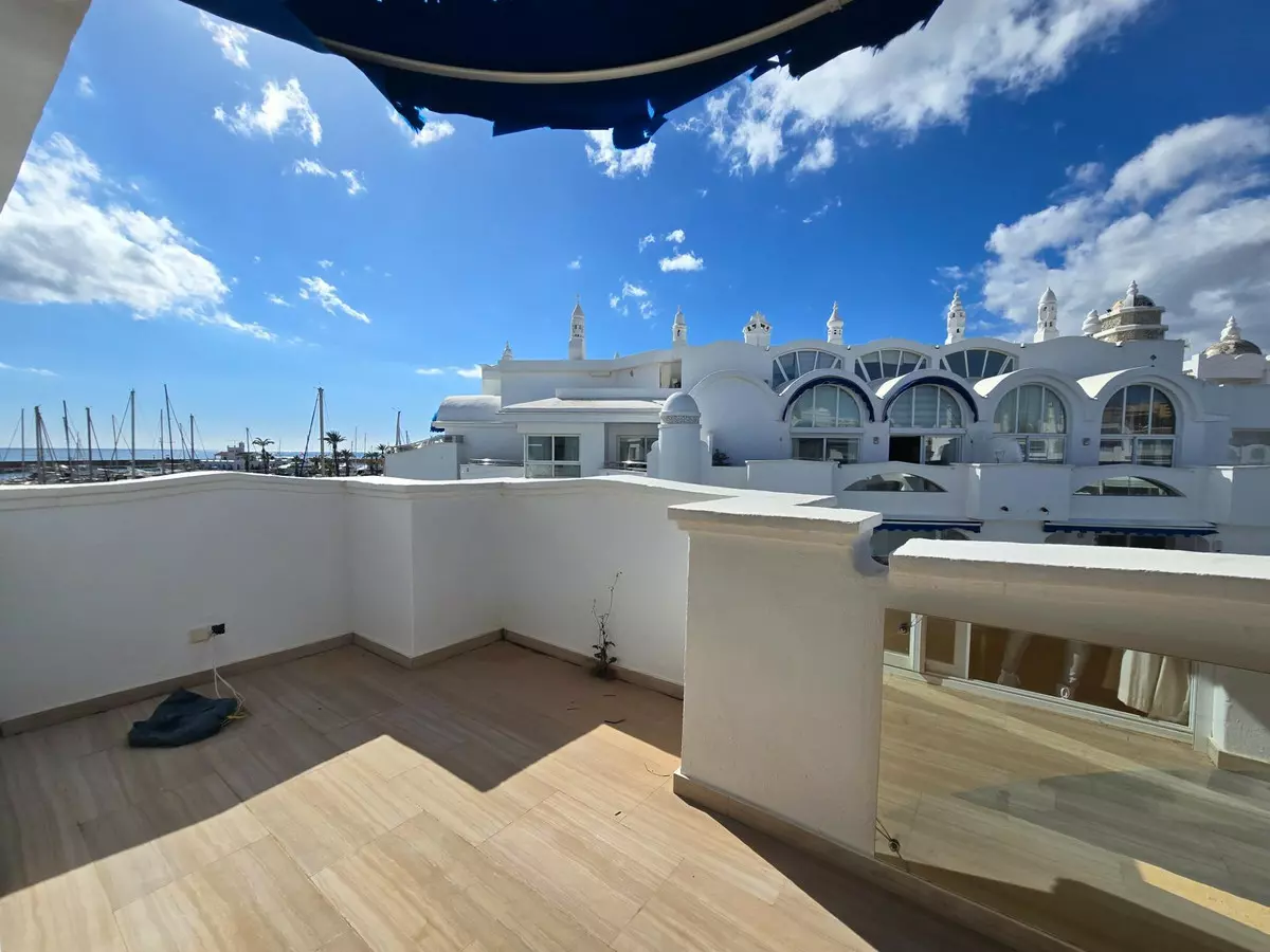 2-bedroom Apartment In Benalmádena, Spain (107 M²)