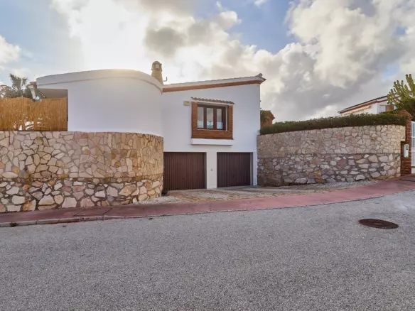 4-bedroom Villa In Mijas, Spain (261 M²)