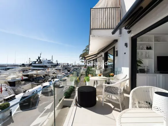 2-bedroom Apartment In Marbella, Spain (138 M²)