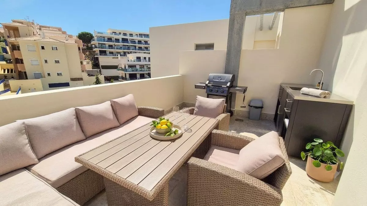 3-bedroom Apartment In Mijas, Spain (129 M²)
