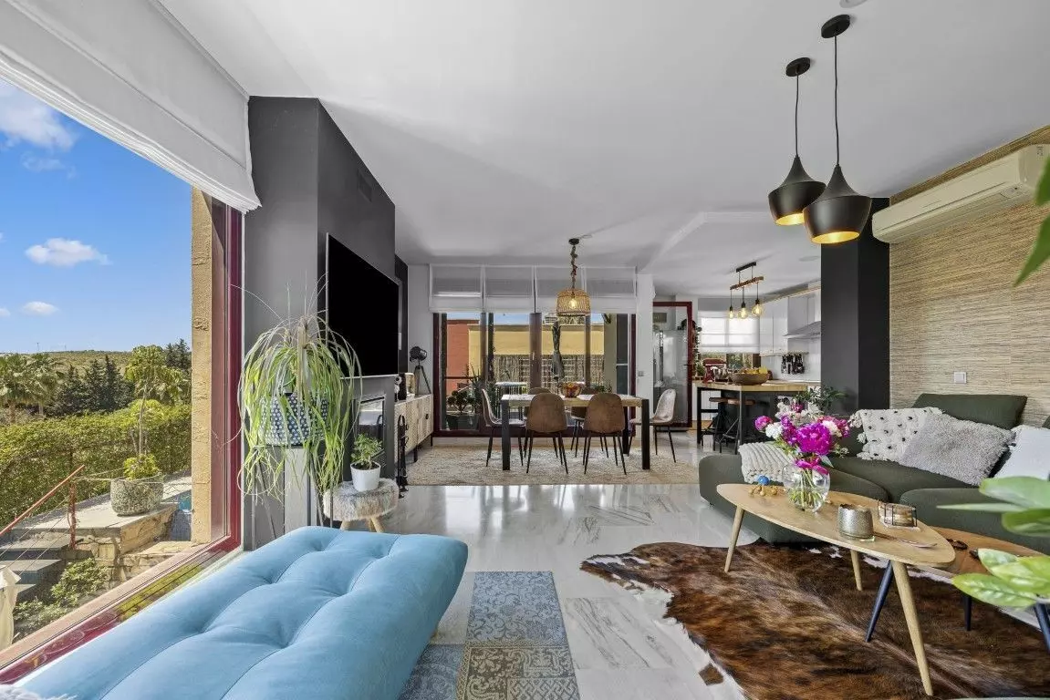 3-bedroom Villa In Málaga, Spain (260 M²)