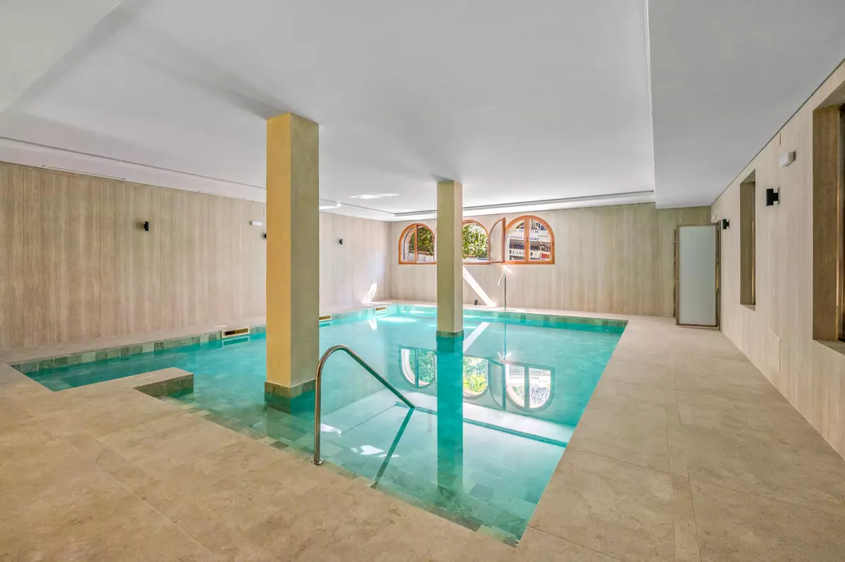 3-bedroom Apartment In Marbella, Spain (193 M²)