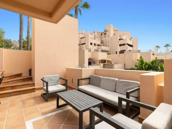 2-bedroom Apartment In Estepona, Spain (129 M²)