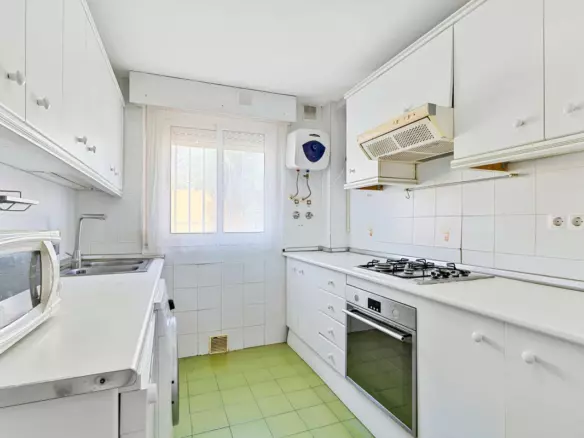 4-bedroom Town House In Benalmádena, Spain (140 M²)