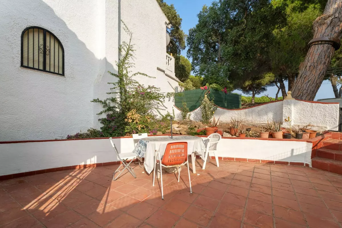 2-bedroom Town House In Marbella, Spain (95 M²)