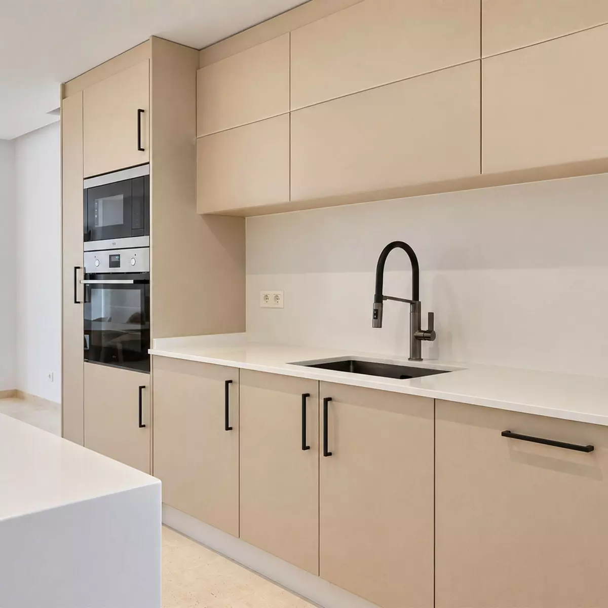 3-bedroom Apartment In Estepona, Spain (247 M²)