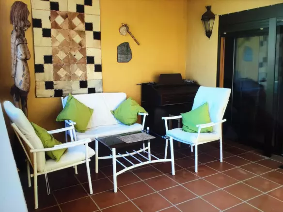 2-bedroom Apartment In Estepona, Spain (75 M²)