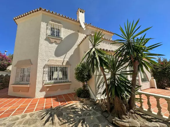 4-bedroom Villa In Mijas, Spain (189 M²)