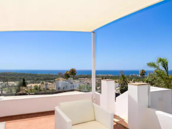 4-bedroom Villa In Marbella, Spain (239 M²)