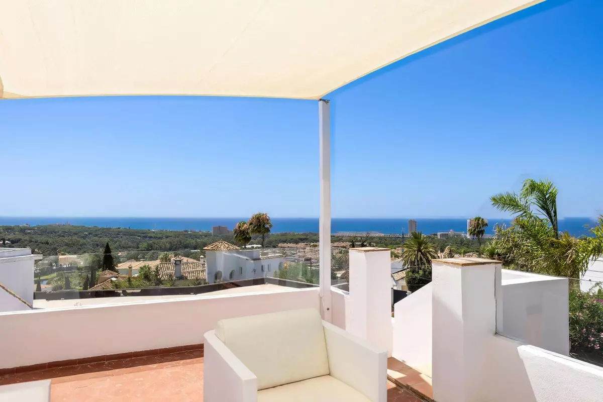 4-bedroom Villa In Marbella, Spain (239 M²)