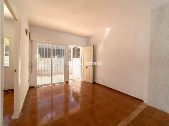 2-bedroom Villa In Rincón De La Victoria, Spain (42 M²)