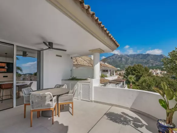 3-bedroom Apartment In Marbella, Spain (193 M²)