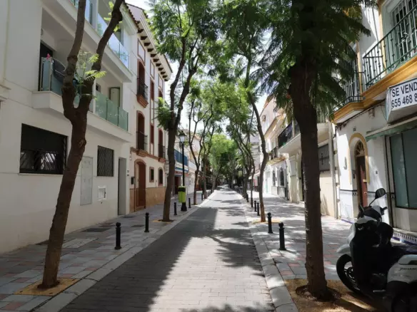 2-bedroom Apartment In Fuengirola, Spain (68 M²)