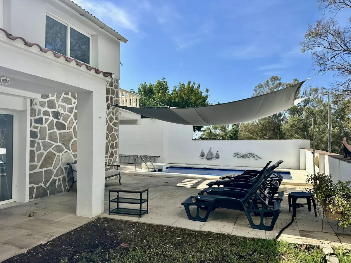 3-bedroom Villa In Marbella, Spain (191 M²)