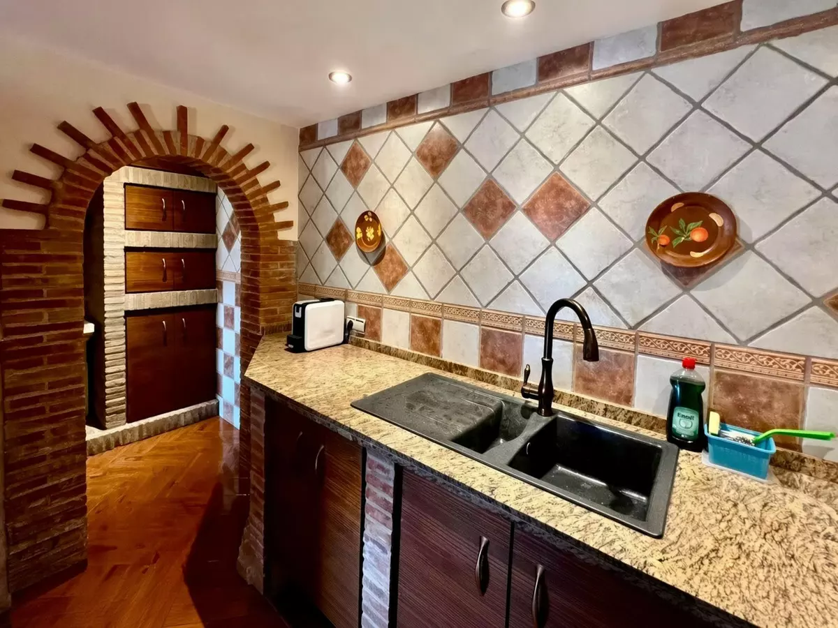 2-bedroom Apartment In Estepona, Spain (70 M²)