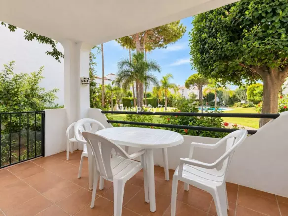 3-bedroom Apartment In Estepona, Spain (120 M²)