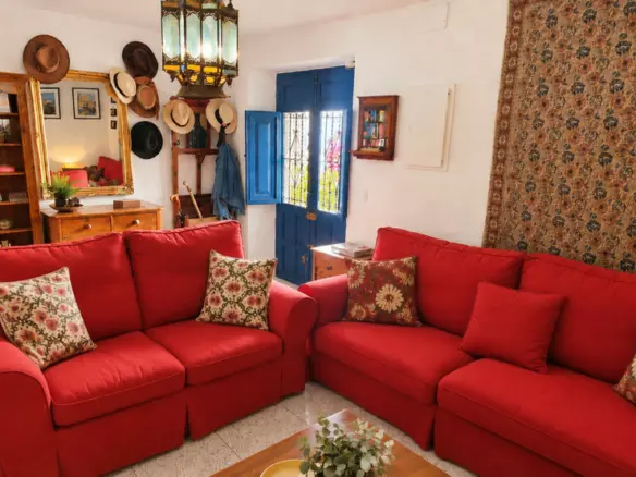 3-bedroom Town House In Gaucín, Spain (167 M²)