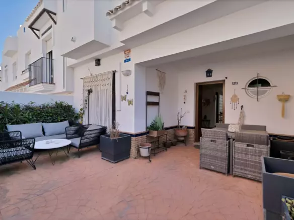 4-bedroom Town House In Fuengirola, Spain (192 M²)